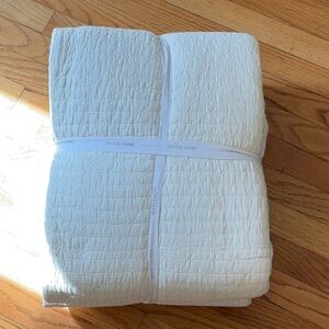 Levtex White Quilt Set